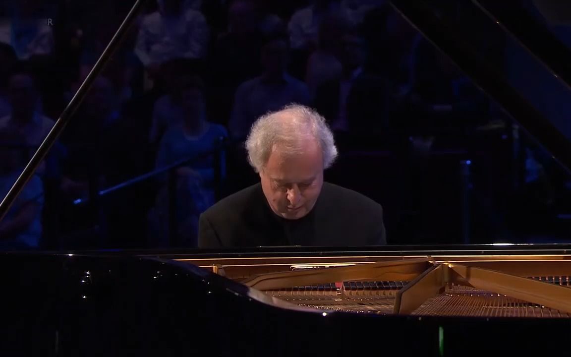 [图]巴赫专家安德拉斯·希夫爵士(Sir Andras Schiff)演奏《平均律钢琴曲集》