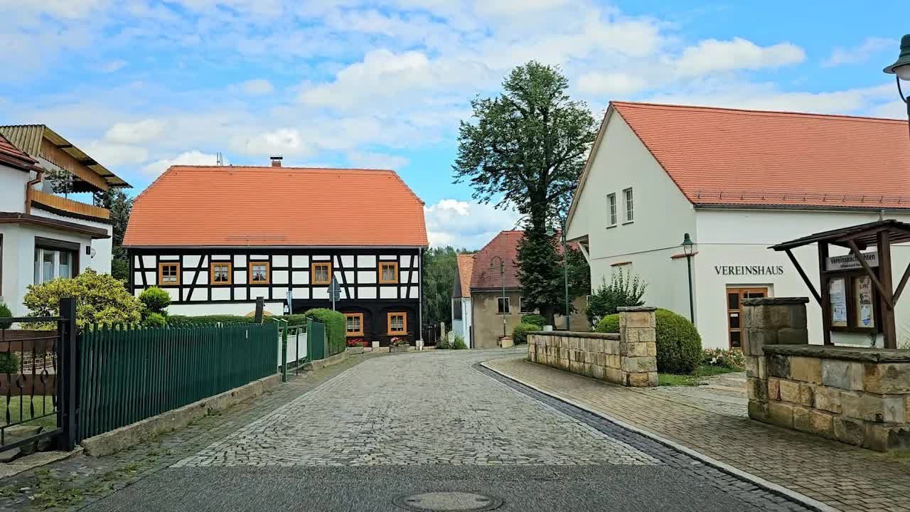 德国乡下风景,开车穿行在德国乡间小路,欣赏德国乡村的美丽风景.