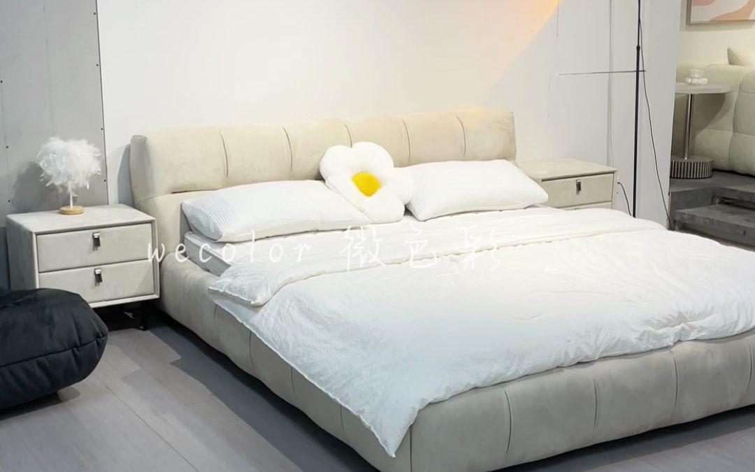 来自b&b的泡芙床,乳白色的色调,奶呼呼的很温柔~#微色彩家具 #床