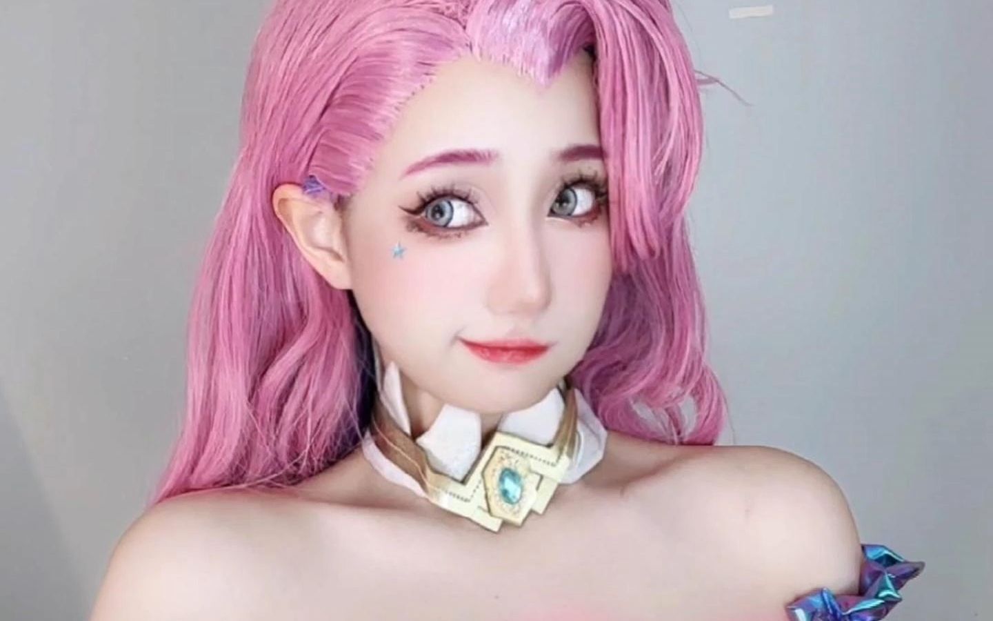 【月半小甜九】萨勒芬妮cos 你今天~是不是又调皮啦