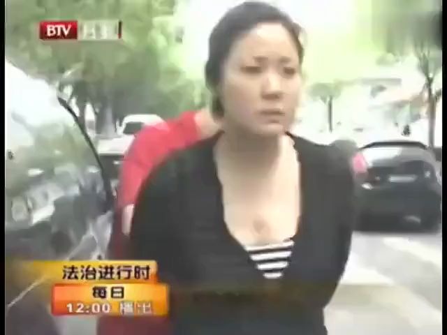 珍贵影像:东莞顶级会所的妈咪们,当街被逮捕有多难堪?哔哩哔哩bilibili