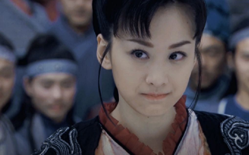 活动  穆婷婷古装真的好绝,这个回眸一笑又美又飒直接爱了爱了