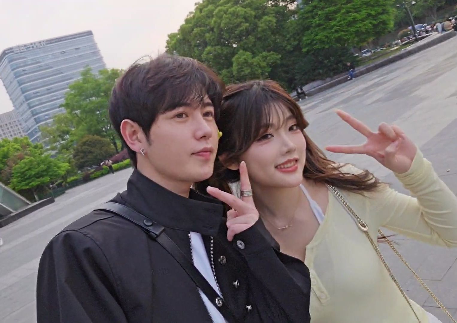 童锦程 2024年4月9日下午15点 大脸妹,小千禧,一日