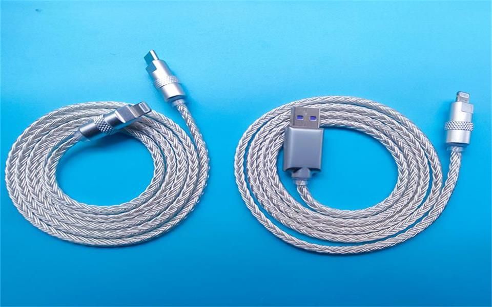 给b站的一位兄弟定制三条单晶铜数据线,c94快充,mfi认证,pd27瓦!