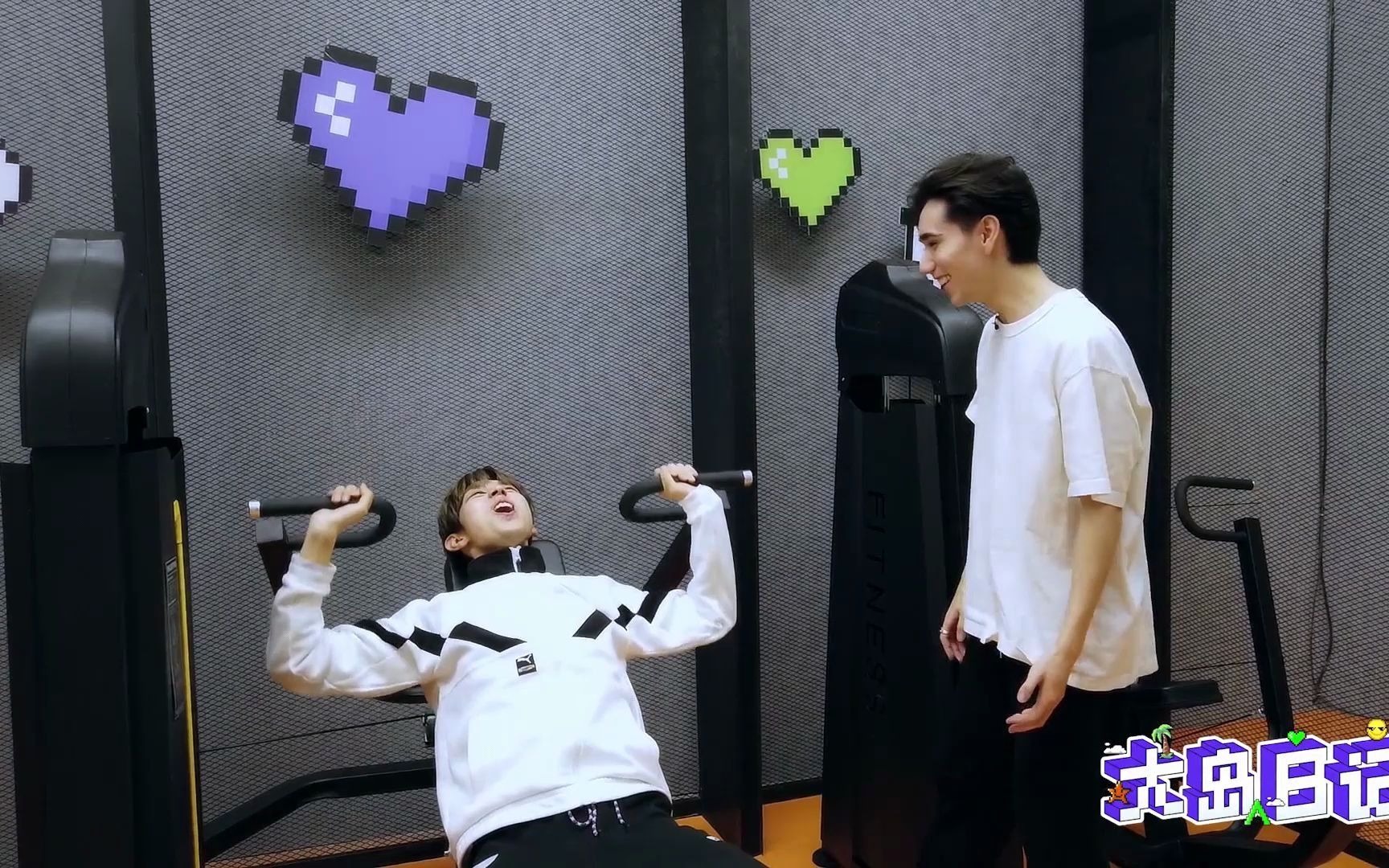 创4和马练肌肉竟然笑到脱力