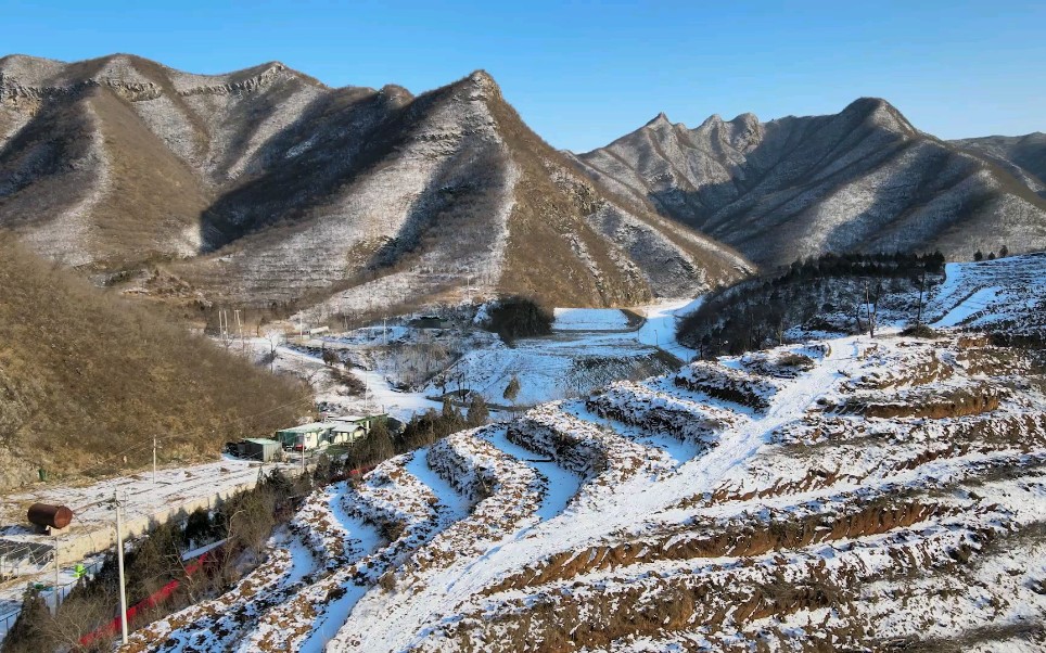 大疆air 2航拍雪后松树岭