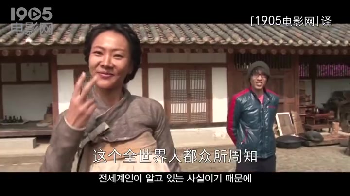 [图]《群盗》中文幕后特辑 河正宇上演“剃头秀”