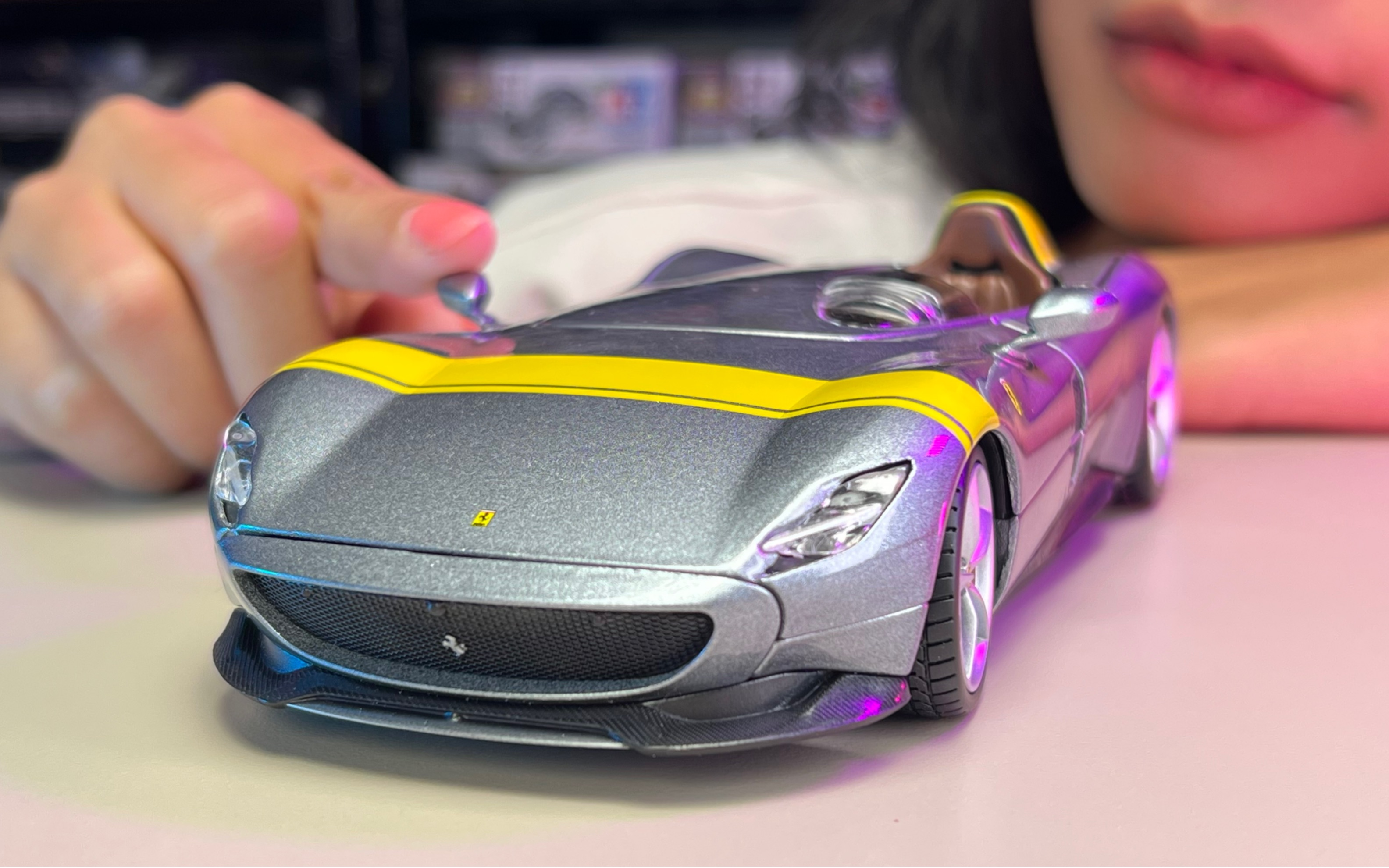 比美高 1:24 法拉利 monza sp1 车模开箱