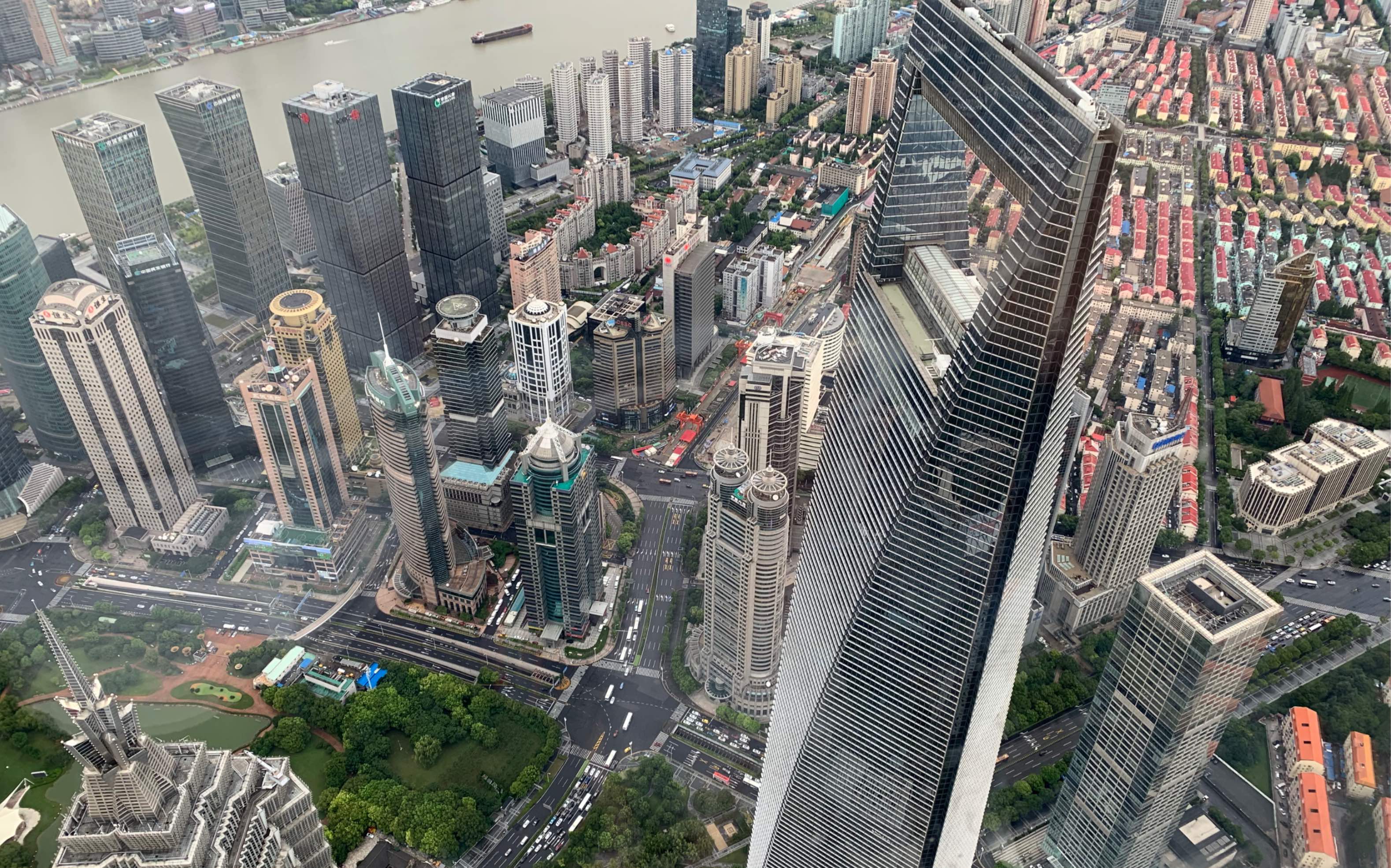 【俯瞰上海】在上海中心,俯瞰魔都,国金中心 ,金茂,环球金融皆脚下