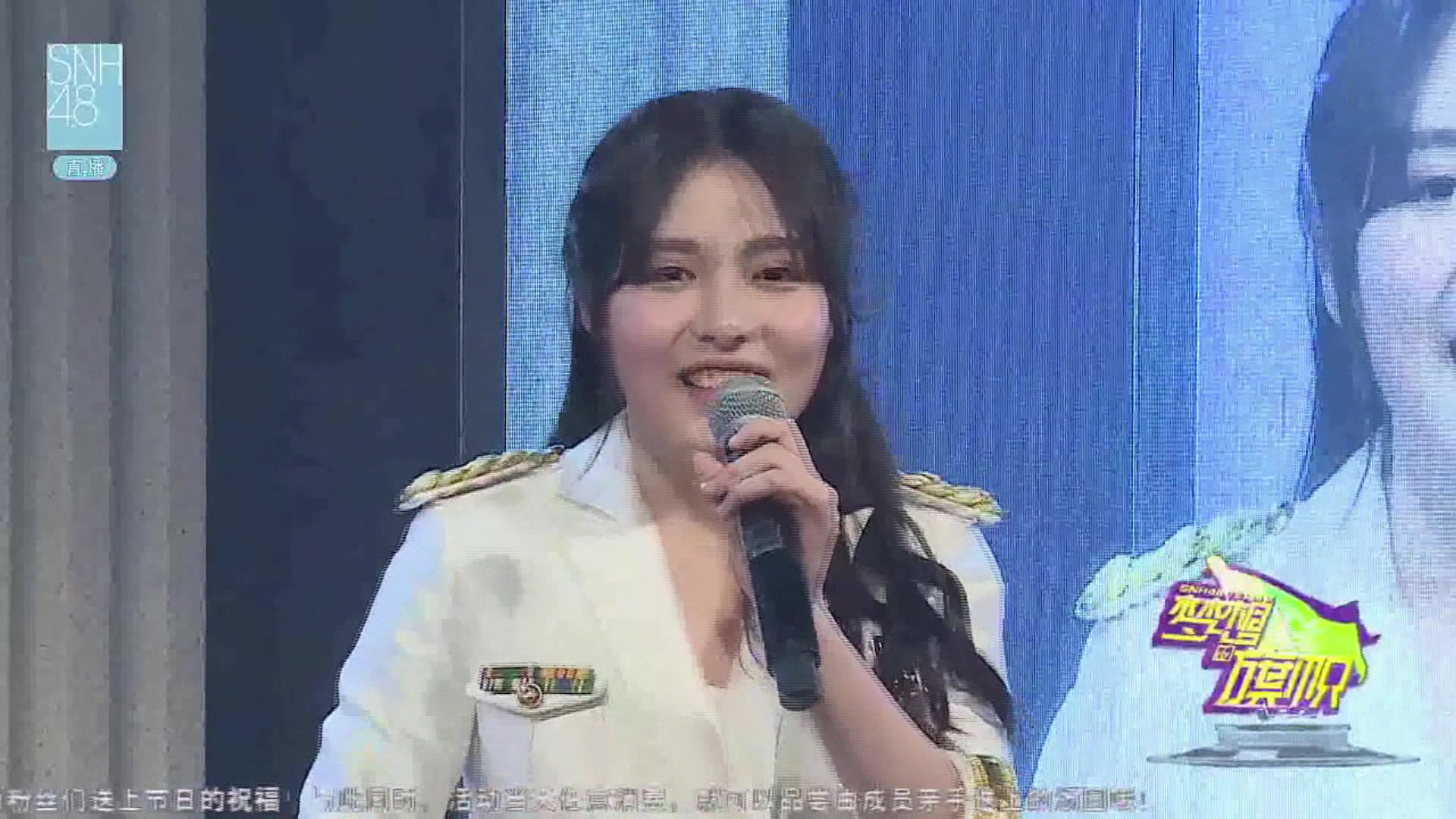 mc3 如果身旁的队友在你怀里撒娇卖萌,你会抱紧还是推开?