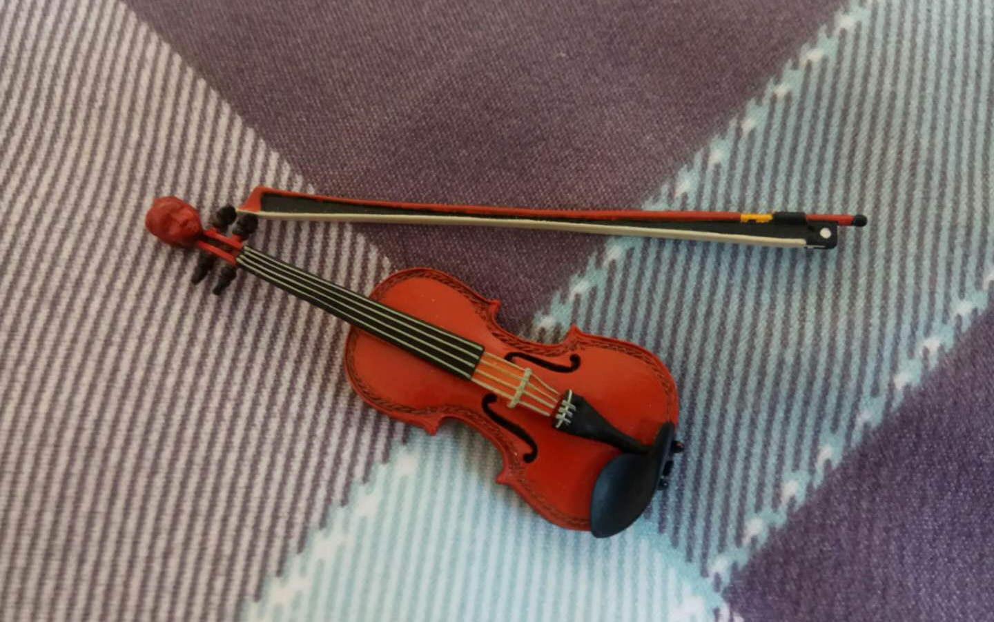 拿sic kiva血腥玫瑰演奏kiva小提琴曲