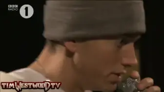 Download Video: 【带英文字幕】阿姆史上最燃Freestyle 2009年Westwood | Eminem Westwood