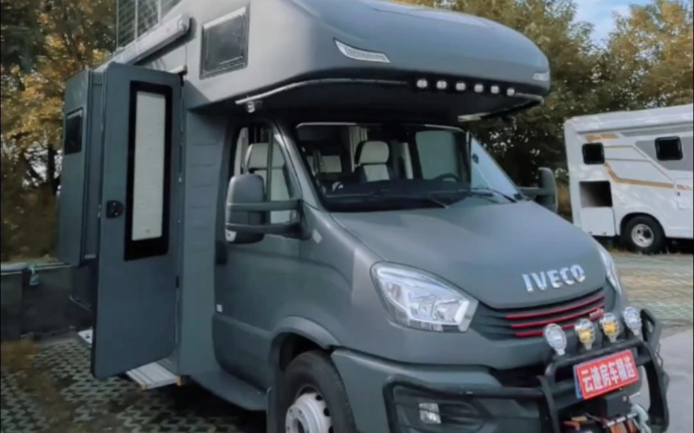 这是我见过最帅的大额头房车,中意极致三拓展