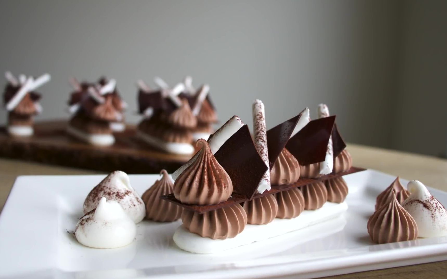 【les sens ciel】比利时巧克力蛋白霜蛋糕