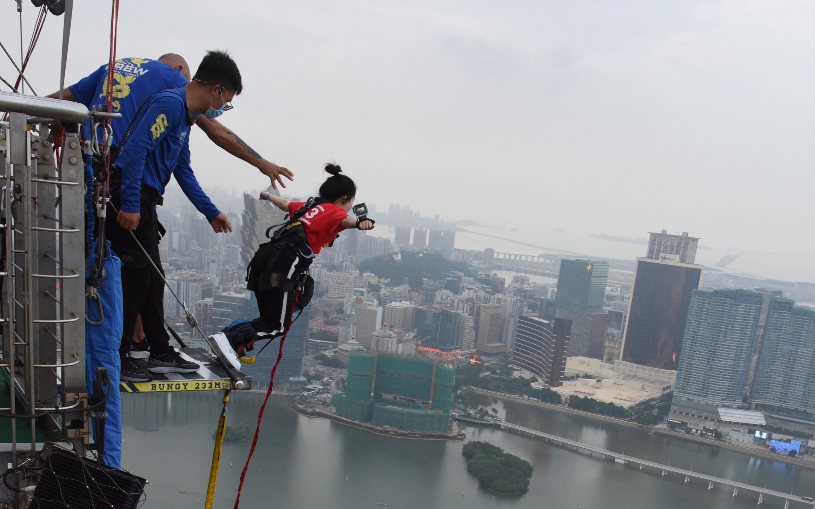 澳门旅游塔蹦极记录 | bungee jump in macau tower