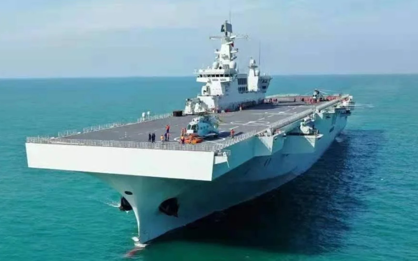 现代战舰075住在海南针不戳