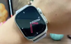 Скачать видео: 幸好我不太懂Apple watch的含金量