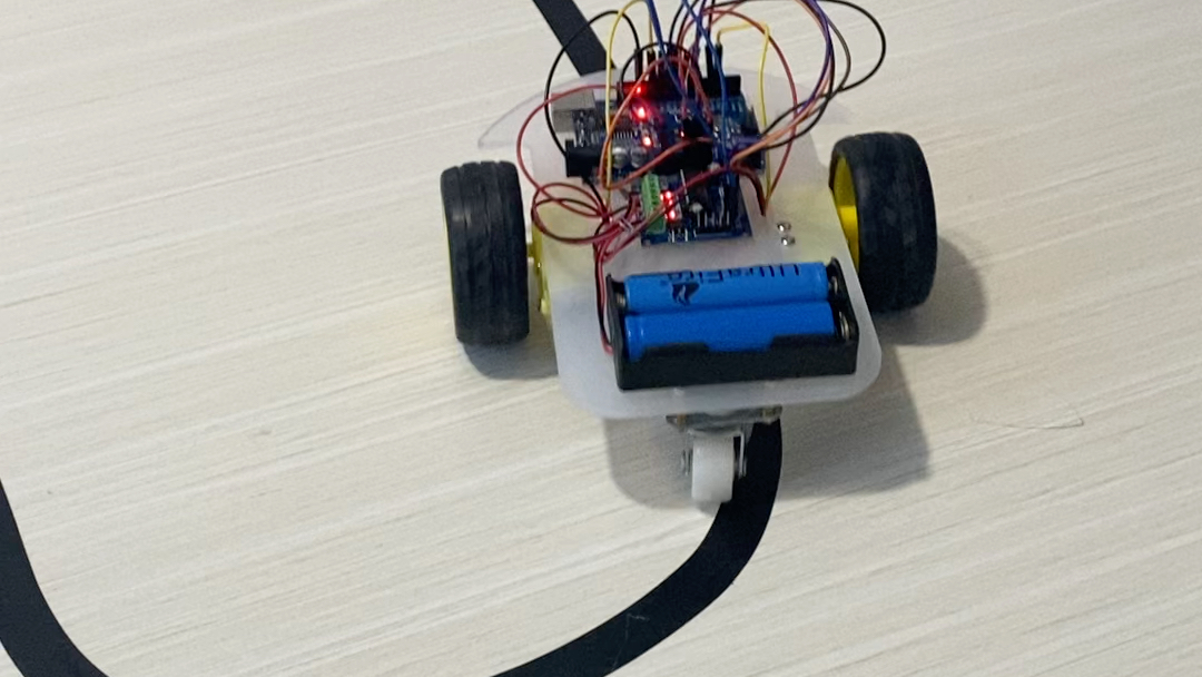 arduino創意作品之巡線小車