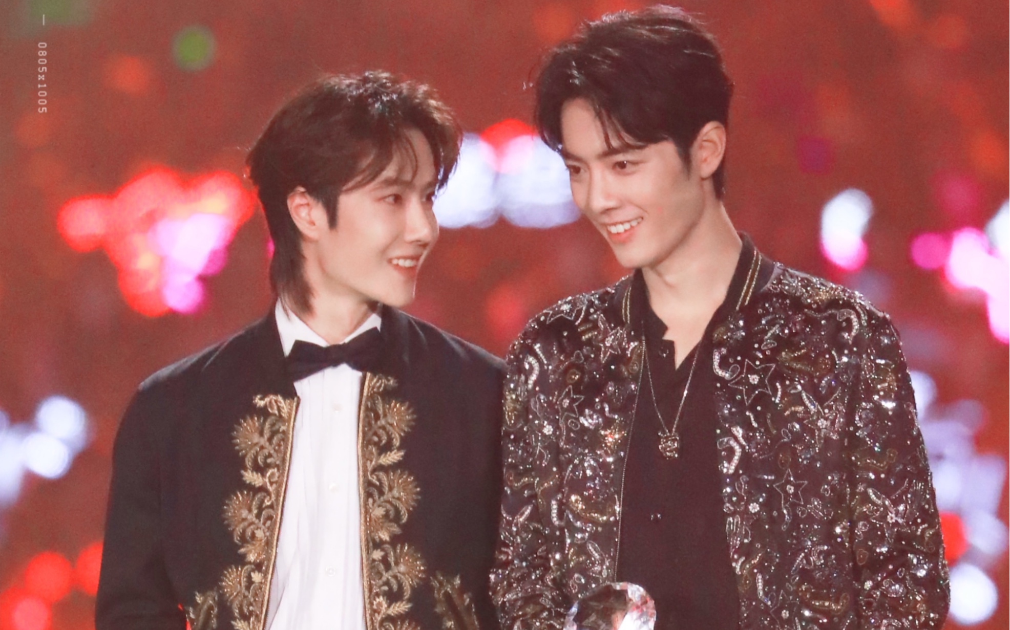 王一博 肖战 星光大赏大合集 单人红毯前花絮 单人红毯 双人候场 双人