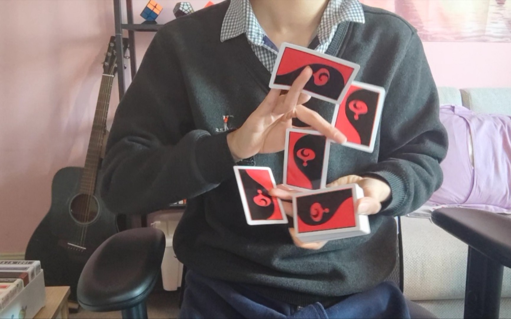 能量君纸牌开箱小学表弟竟然顿悟飞牌神功