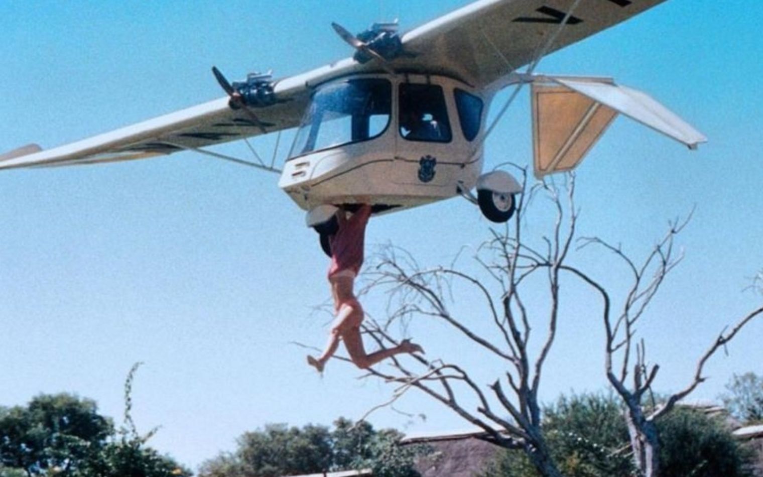 链锯变飞机上帝也疯狂后院飞机12