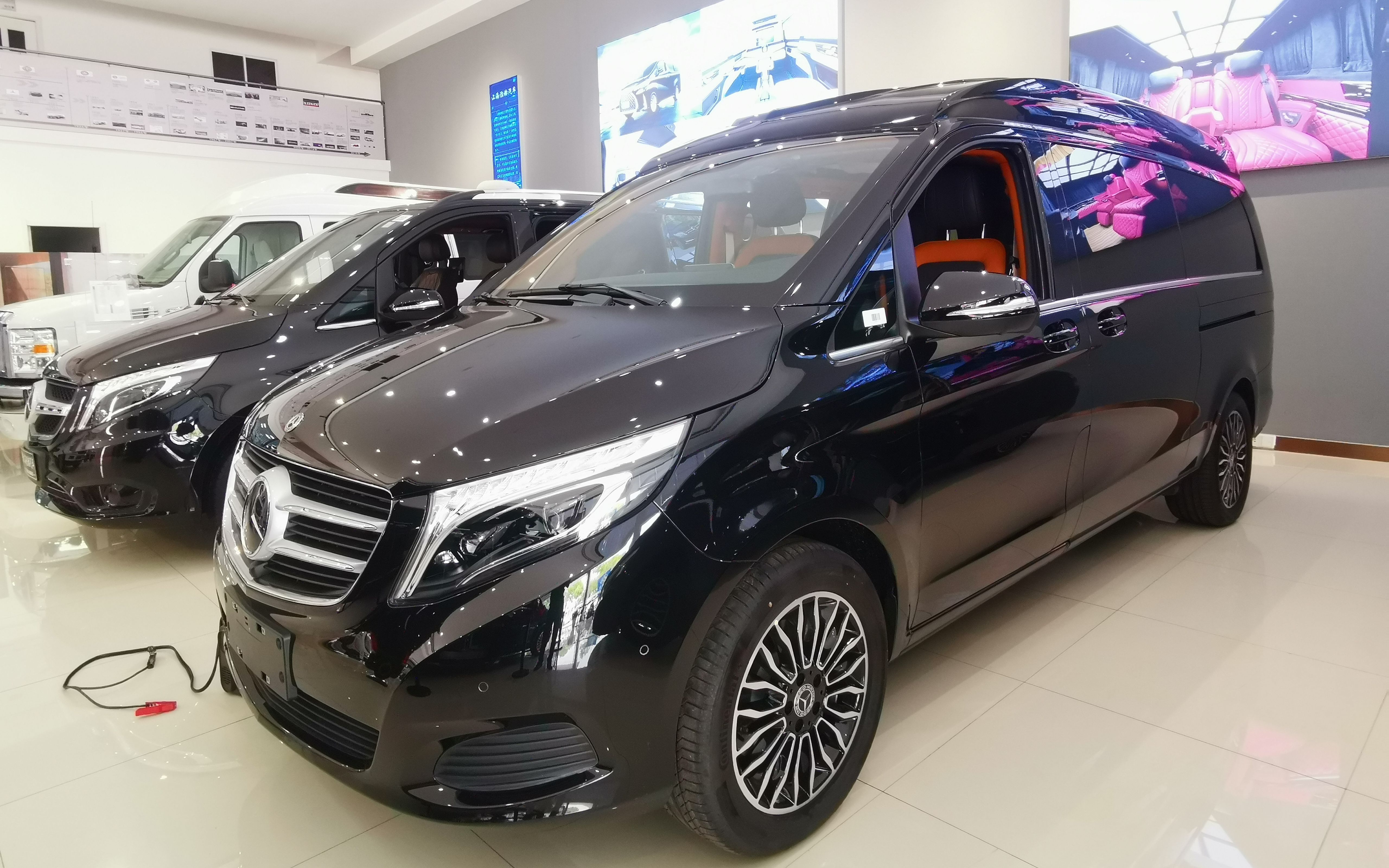 奔驰v260l尊贵加长版 最新报价