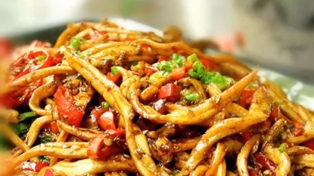 特色湘菜食材钢盆鱿鱼