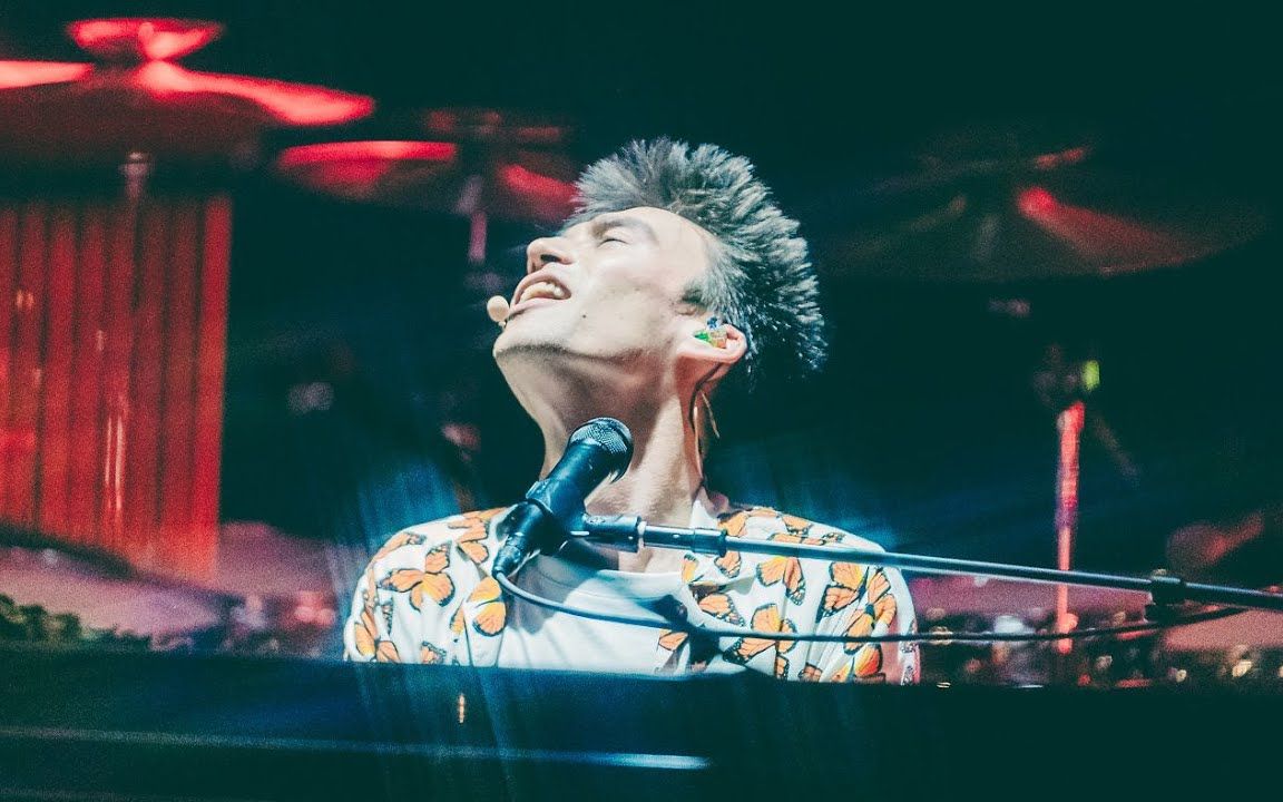 [图]Jacob Collier | All At Sea (Live in Cambridge)