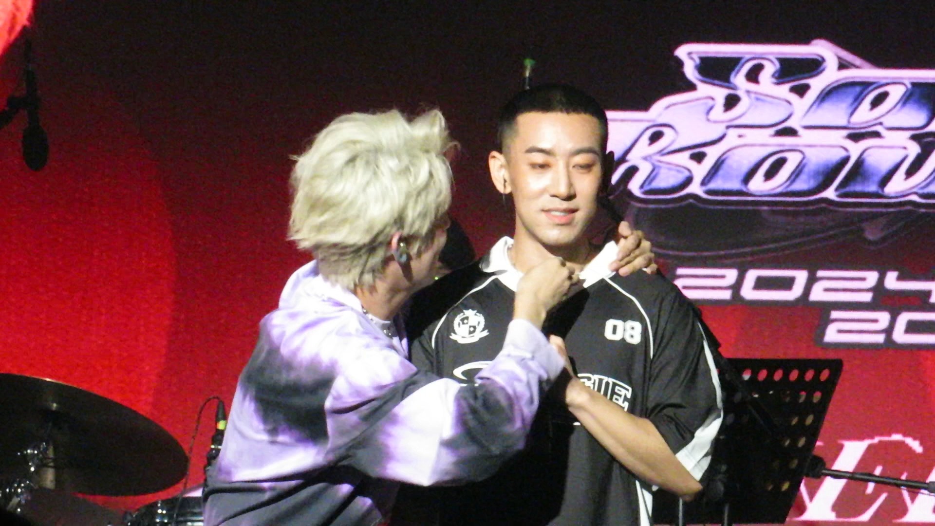 【孔舒航&永力元】|擦汗