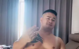 Video herunterladen: 大肌肉