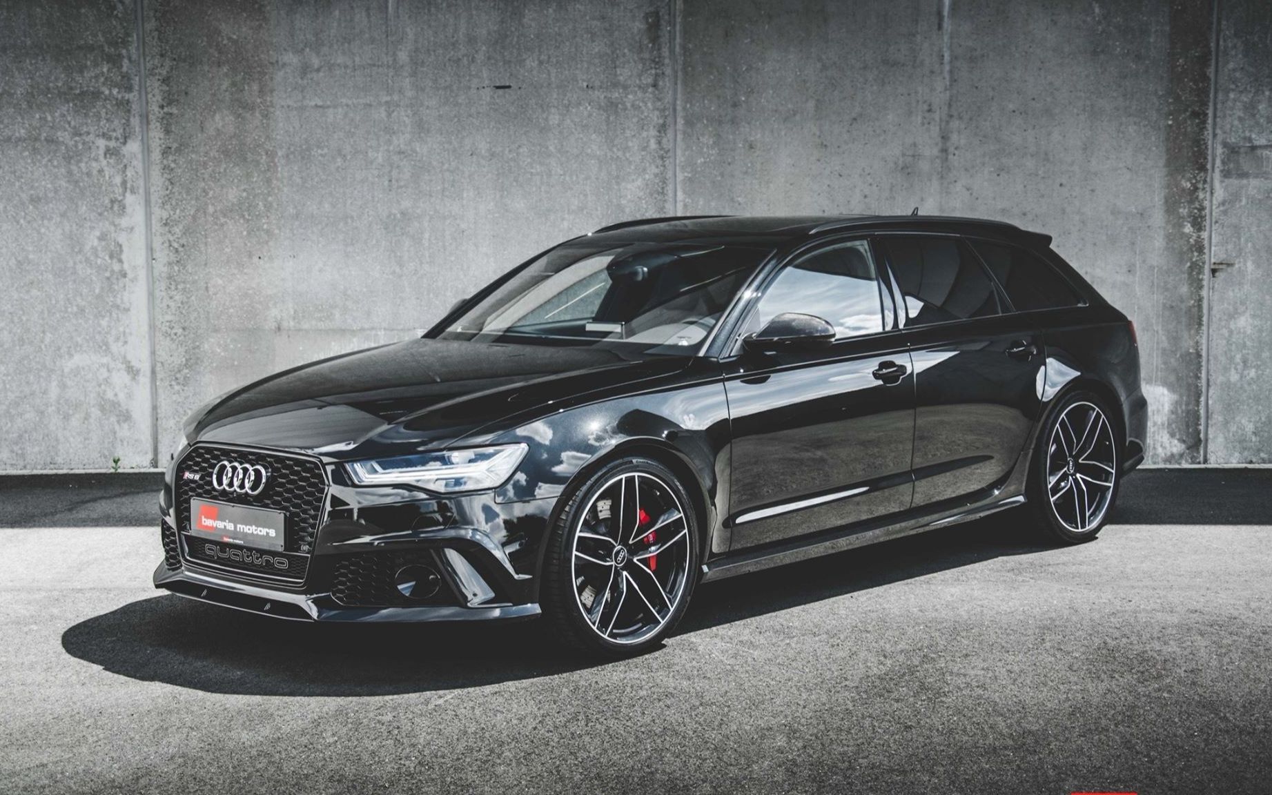 真正的西装暴徒宽体900匹奥迪rs6下山