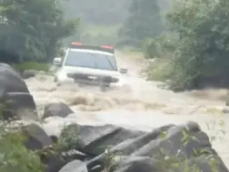 Скачать видео: 好一位逆流而上的方程豹豹5，整个越野圈就你最狂了