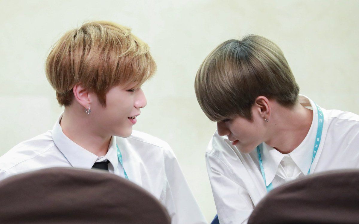 【姜丹尼尔&邕圣祐】180616 上岩签售会 丹邕饭拍小视频合集5p (无