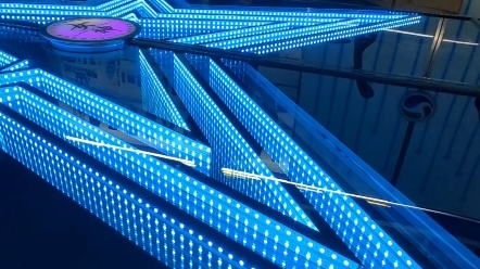 夜店网红手按自动门科技感玻璃门