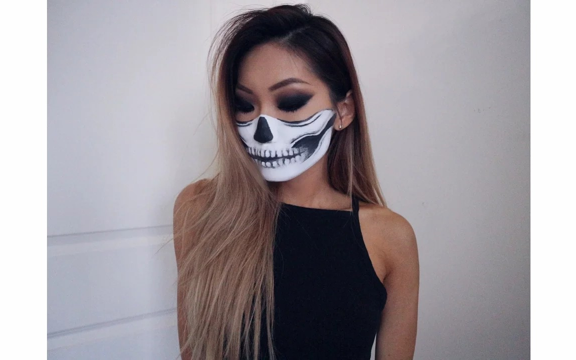 女神衣服搭配半骷髅万圣节化妆教程