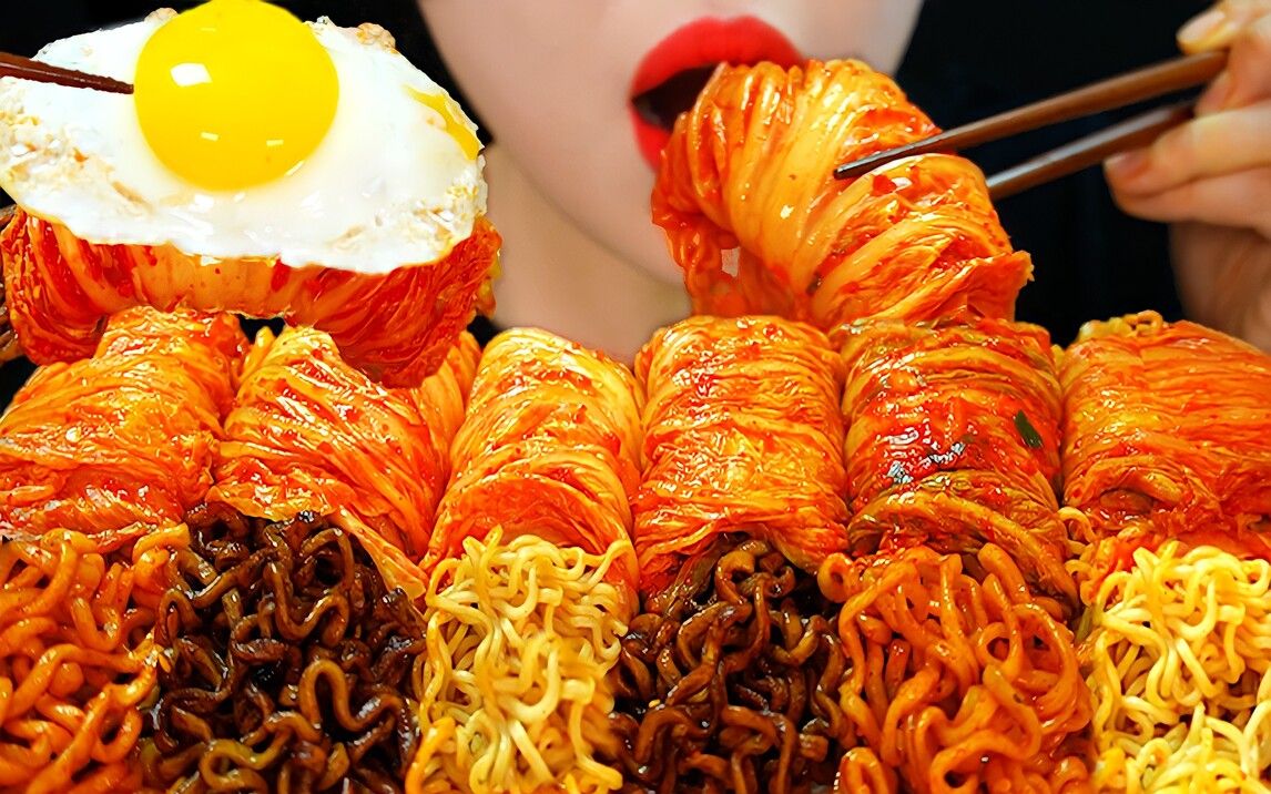 ida吃货韩国美食mukbang泡菜火鸡面炒面炸酱泡面火鸡炒面醡酱泡面