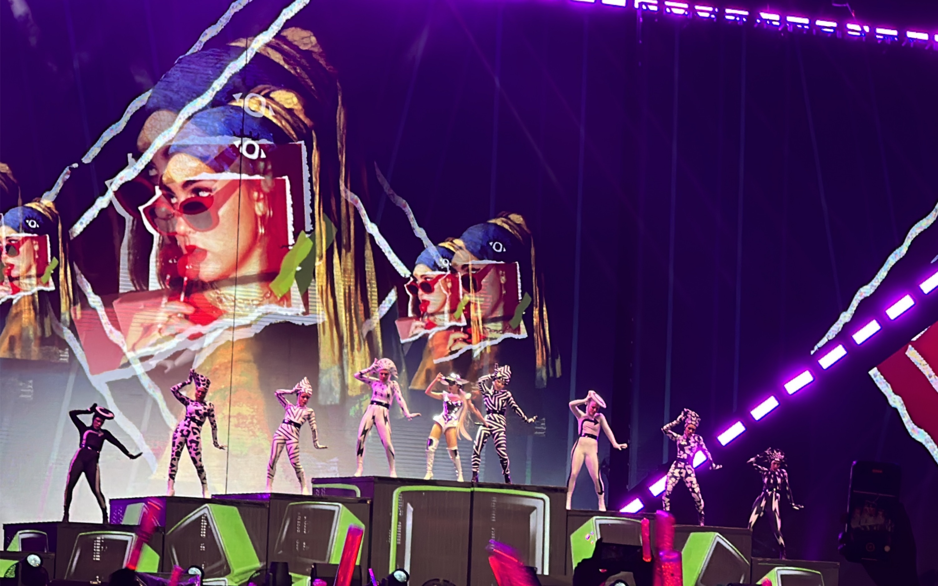 7.29 蔡依林上海演唱会 im not yours. 整体舞台太帅了!