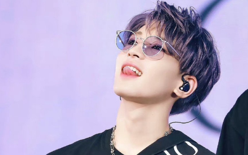 【全圆佑】听说戴眼镜的人都很斯文