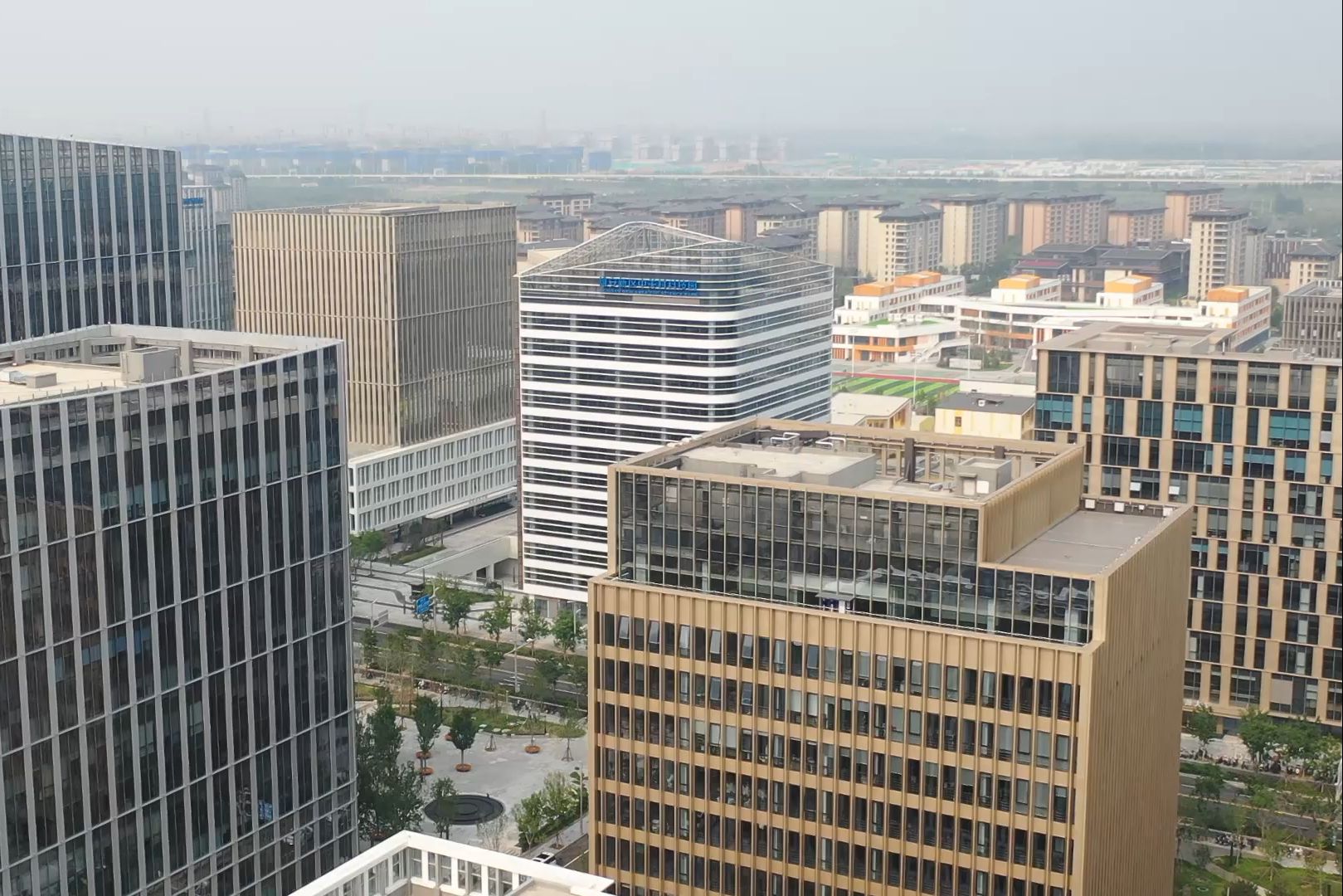 处处弥漫着创新的味道!雄安新区中关村科技园已入驻企业超百家