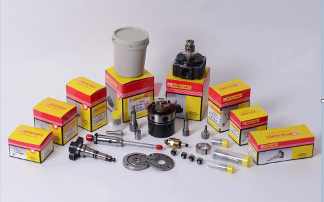 适配于小松共轨油嘴总成厂家dlla155p1493