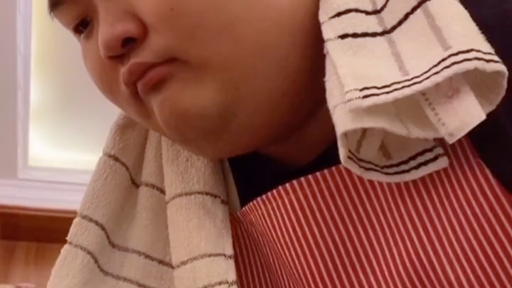 玉溪小男孩鸿福浴池