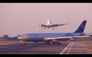 Скачать видео: 惊险时刻 巴塞罗那机场跑道入侵