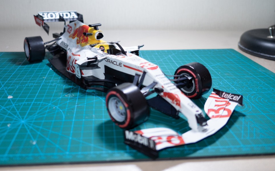 【F1纸模】2021红牛车队RB16B特殊涂装纸模组装_哔哩哔哩_bilibili