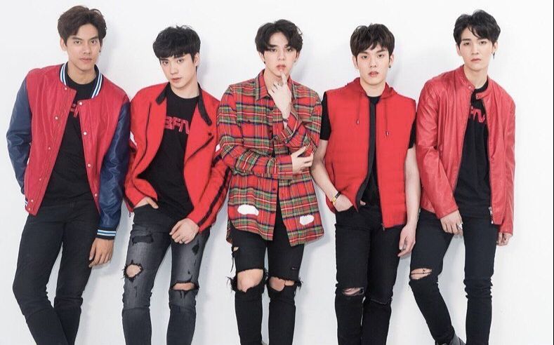 【逐月之月/sbfive】180204五只新歌whenever现场版