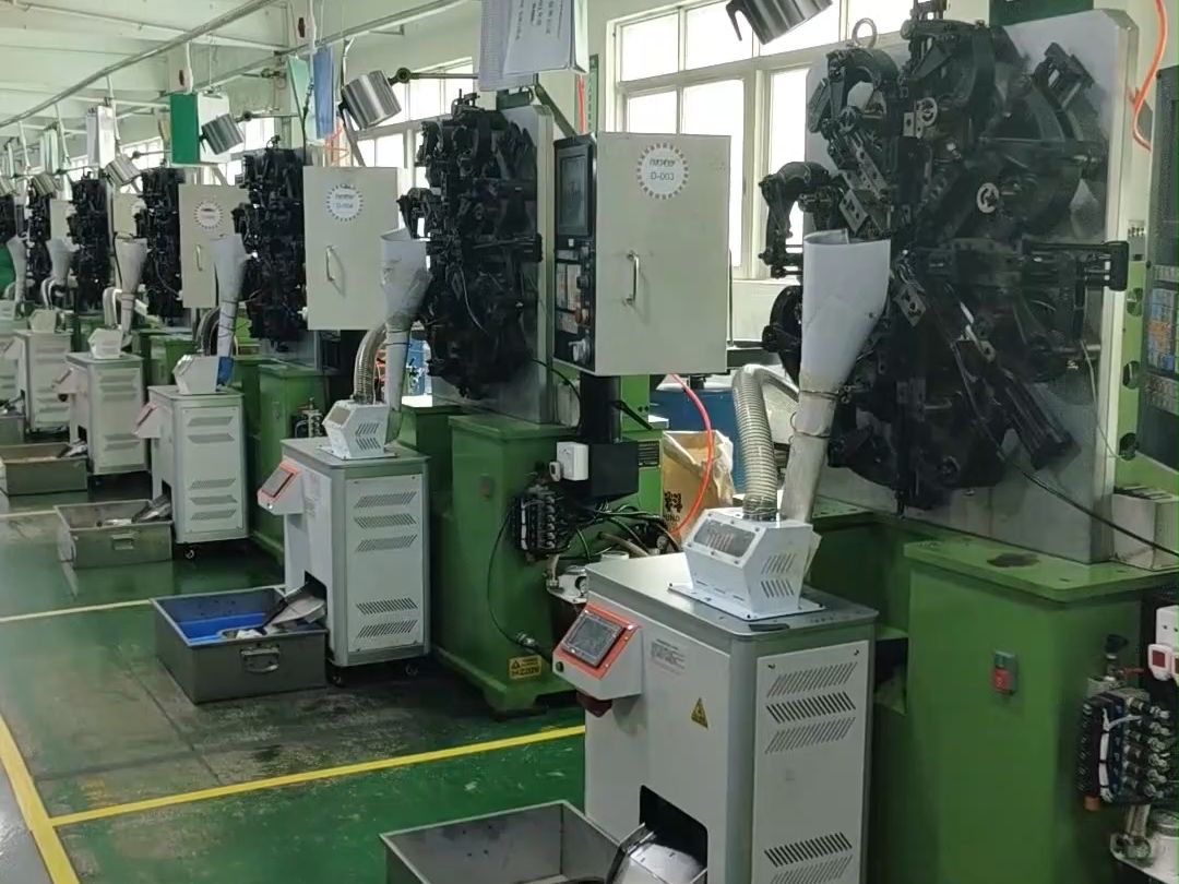 五金弹簧 他不仅仅是一个简单的机械零件 更是机械与人类智慧的完美