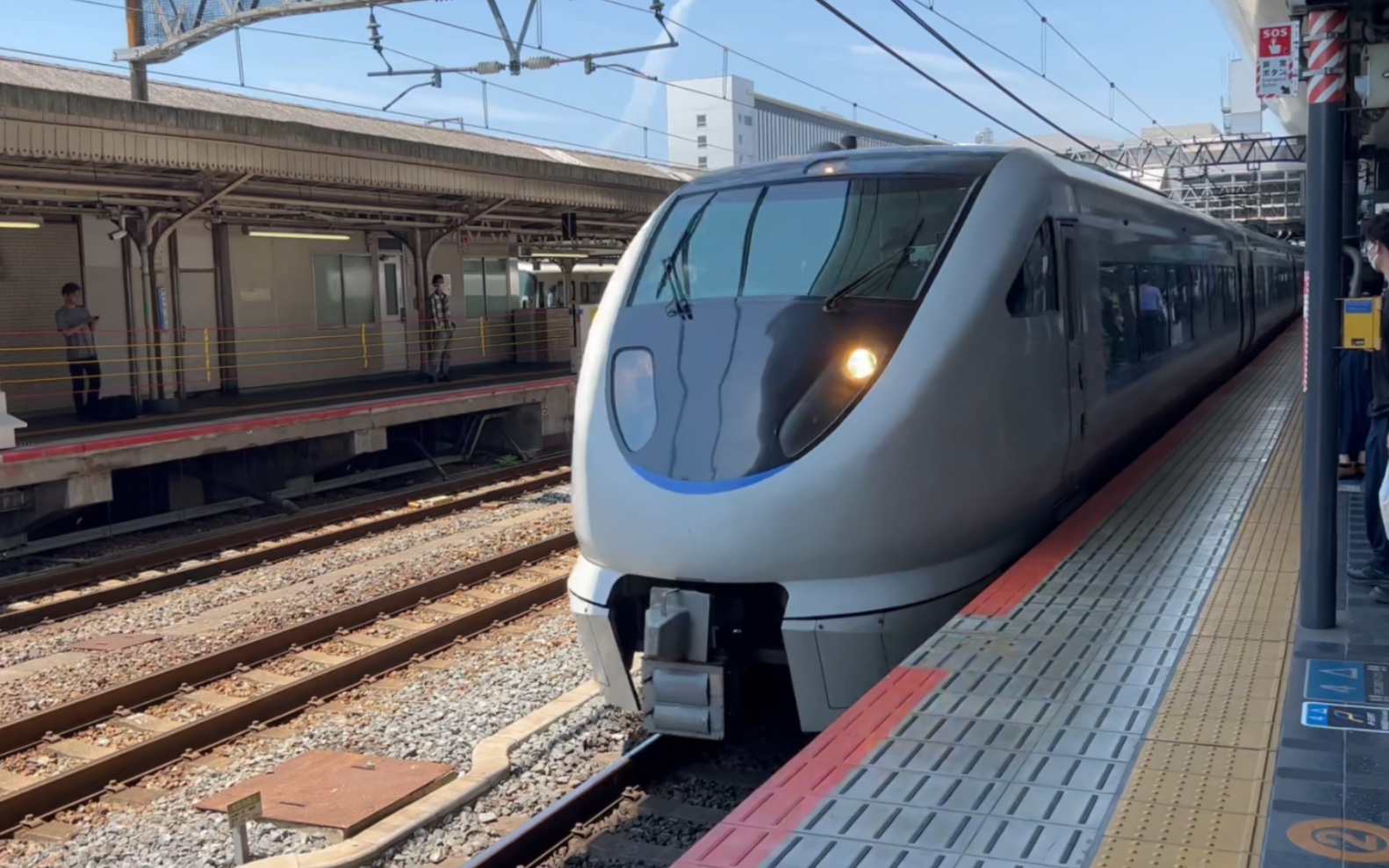 jr西日本 681/683系 特急サンダーバード17号 和倉温泉 行き