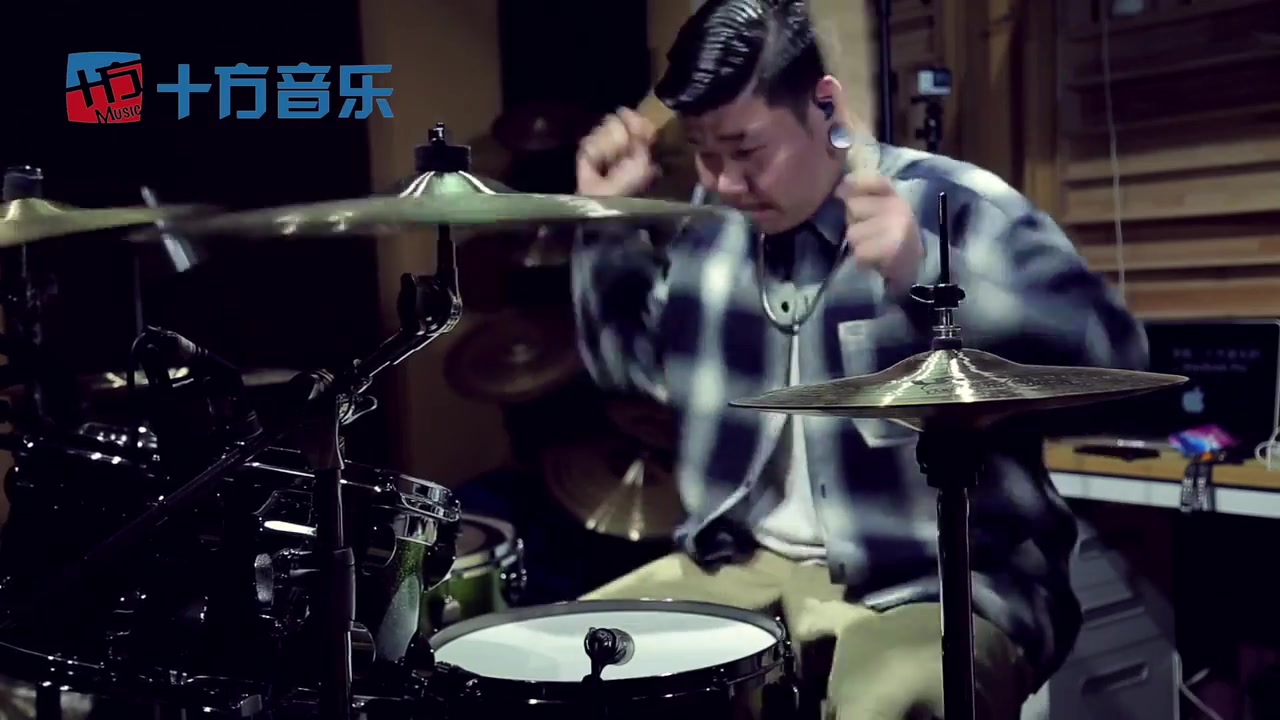 [图]AwakeMountains醒山 - 新罗马 drum cover by 赵孟涛