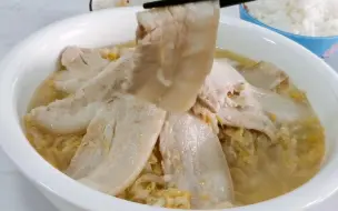 Tải video: 东北老菜酸菜五花肉，牢记调料越少越好，简单几步，做对汤浓肉香