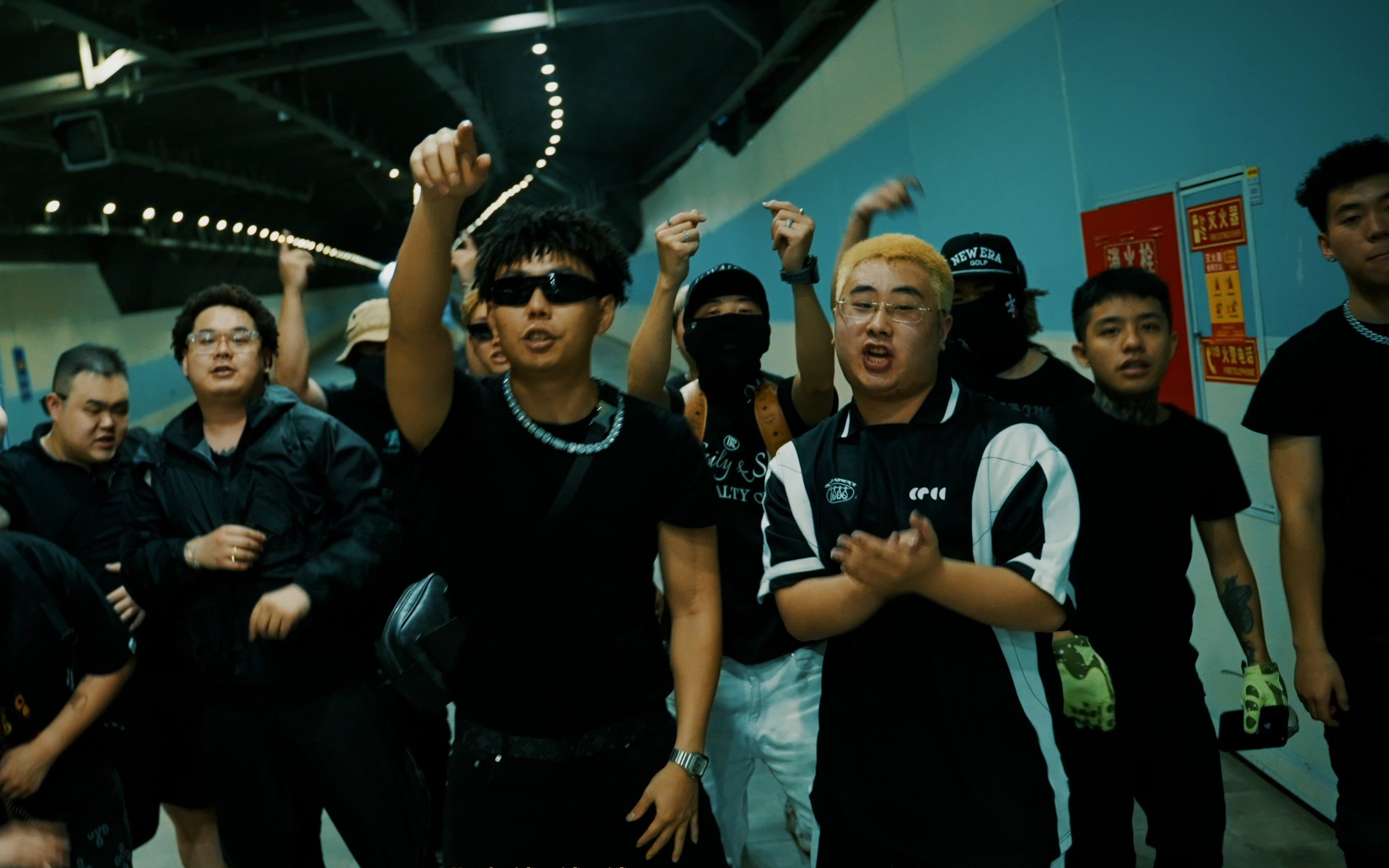 【肆拾捌-刀脚 YOUNG】Official Video(Dir. by @insi9ht)-斩十年2-默认收藏夹-哔哩哔哩视频