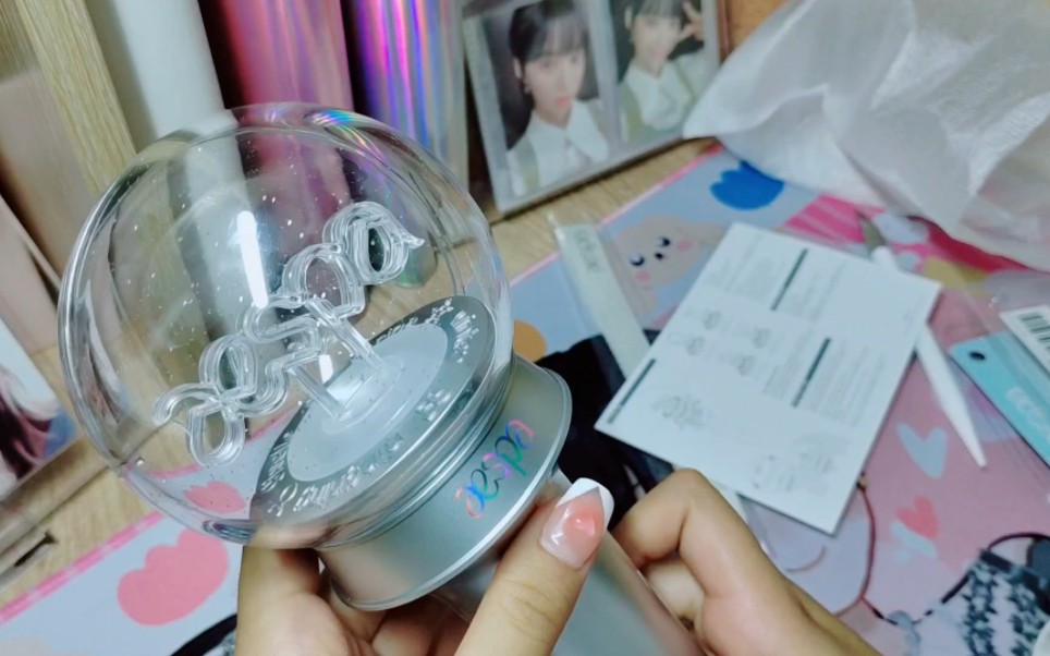 【周边开箱】等了好久的aespa应援棒终于到了!